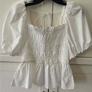 En saison smocked puff sleeve top